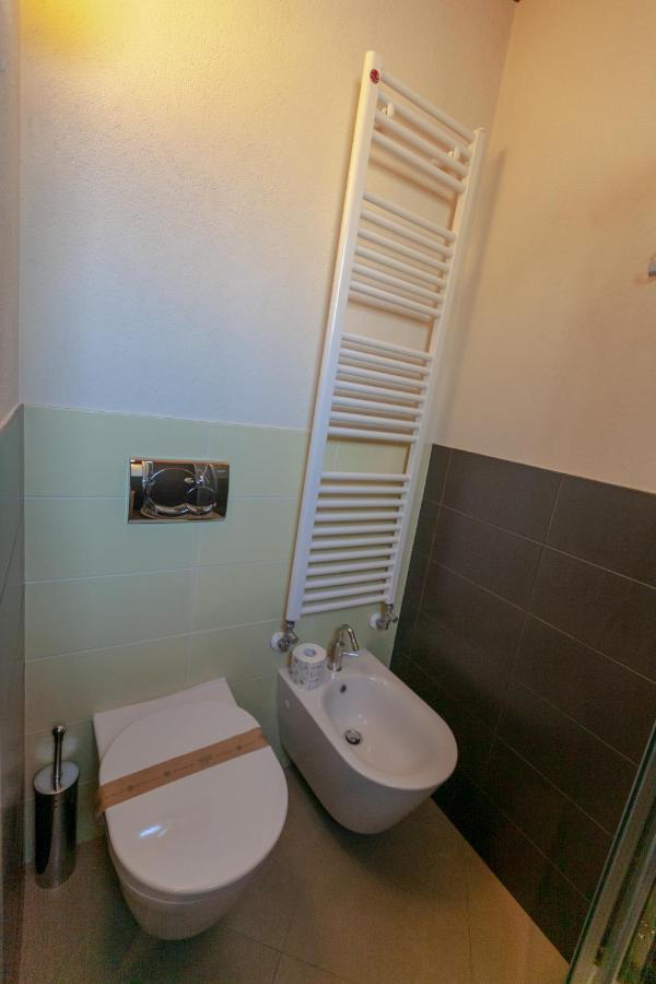 Appartement Al Centro Del Borgo à Guarene Extérieur photo